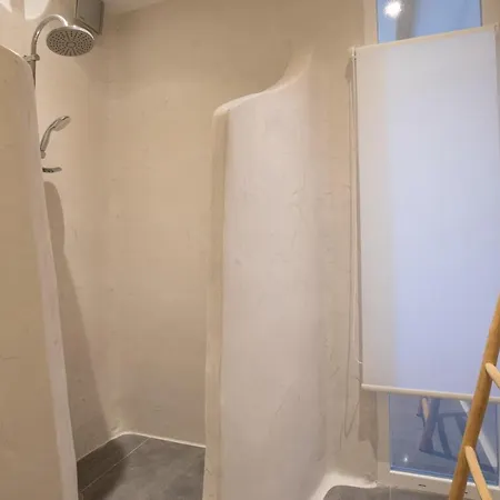 Kalanan Luxury Apartamento *